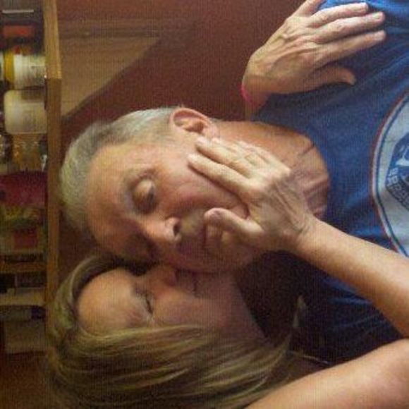 Meet your Posher, Kim - Picture 1 of 1